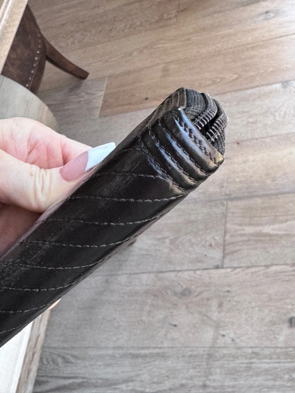 Chanel Black Quilted Chevron Wallet - Picture 4 of 12